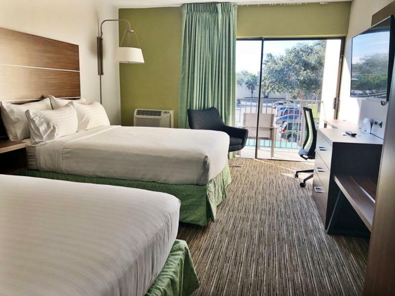 Holiday Inn Express Boca Raton - West By Ihg Exterior photo